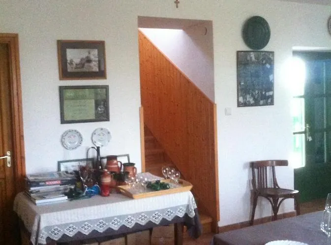 Bed & Breakfast Kolonics Pinceszet Vendeghaz Somlo *