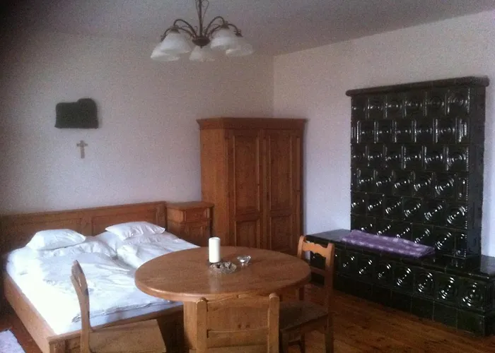 Kolonics Pinceszet Vendeghaz Somlo Bed & Breakfast